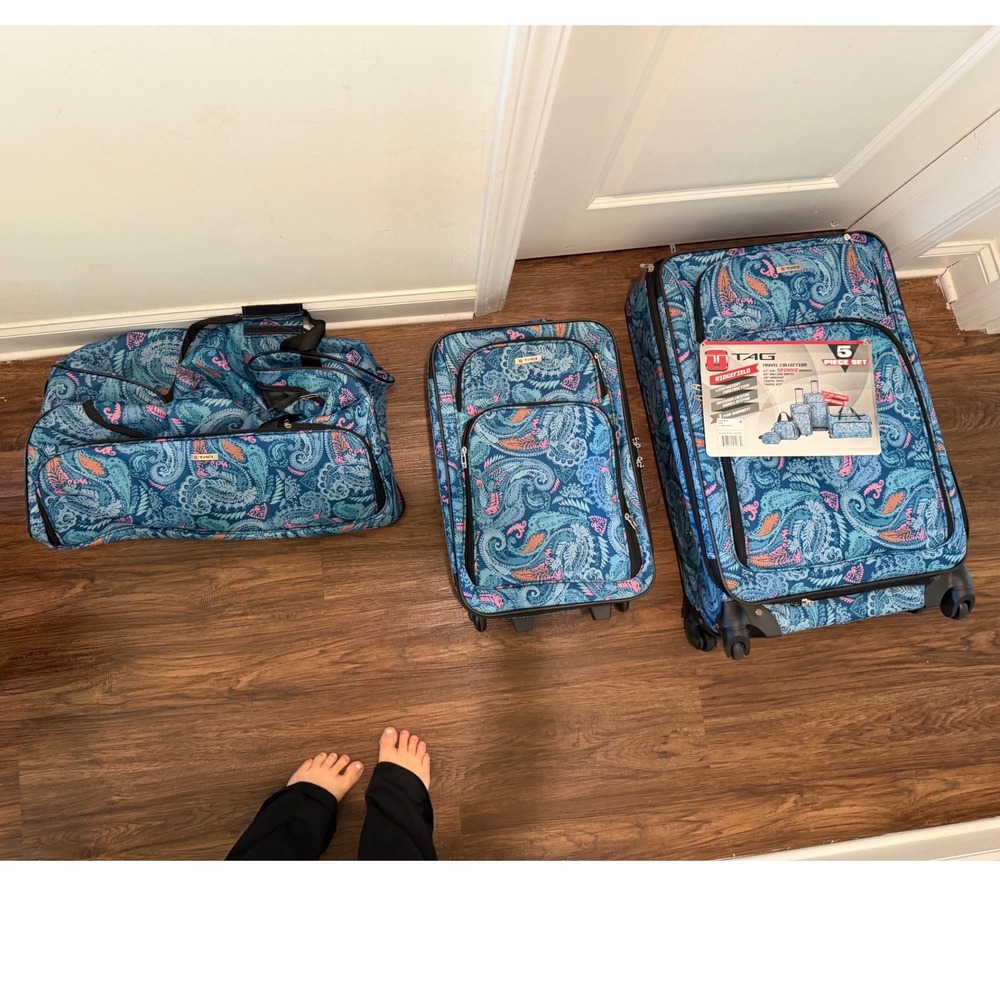 TAG Ridgefield 5 Piece Luggage Set Blue Paisley Spinner Duffel Upright New